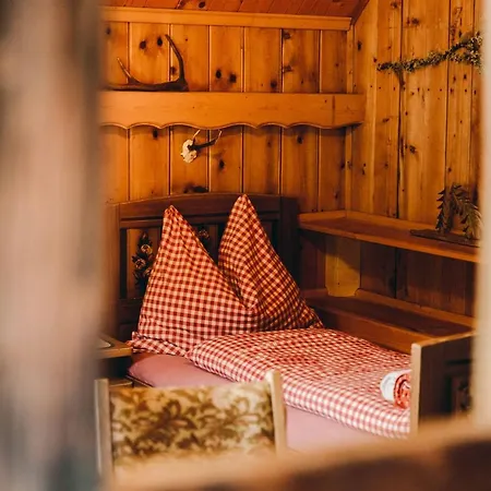 Alexanderhuette - Nur Zu Fuss Erreichbar ゲストハウス ミルシュタット